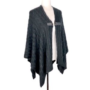 Black cable-knit shawl